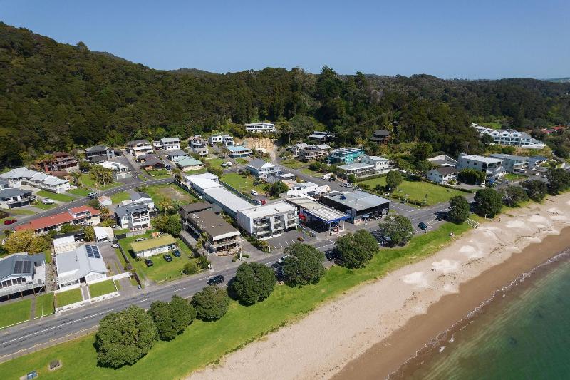Paihia Beach Apartment image