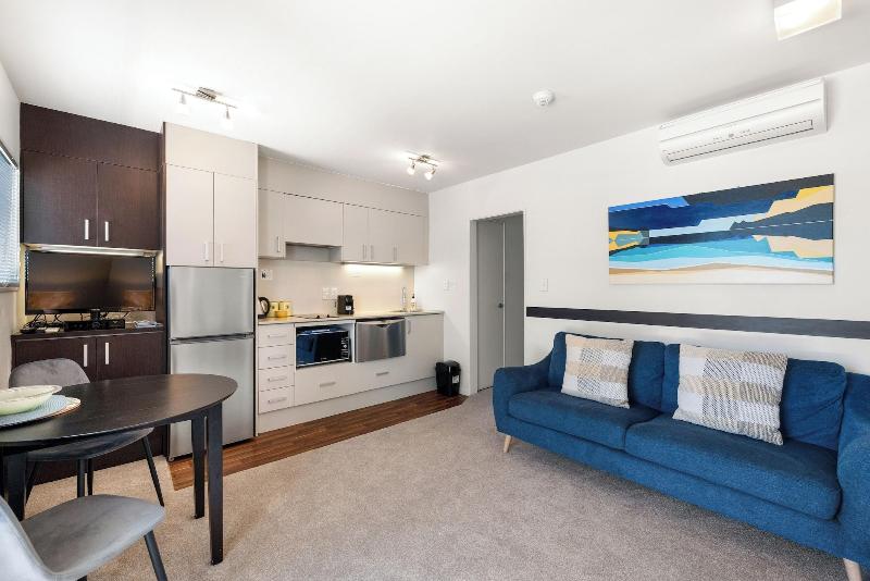 Paihia Beach Apartment image