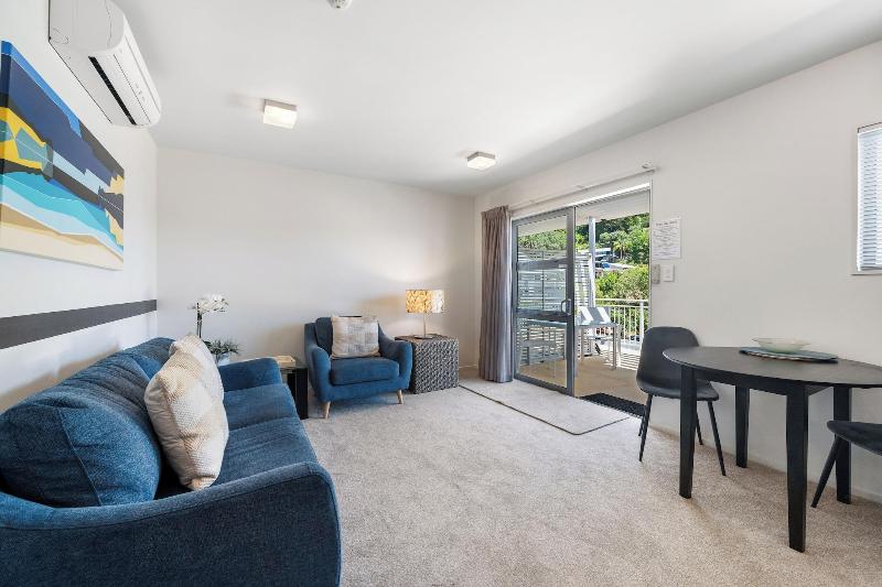 Paihia Beach Apartment image