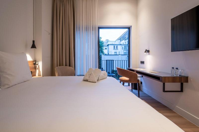 One Two Four Hotel Spa image