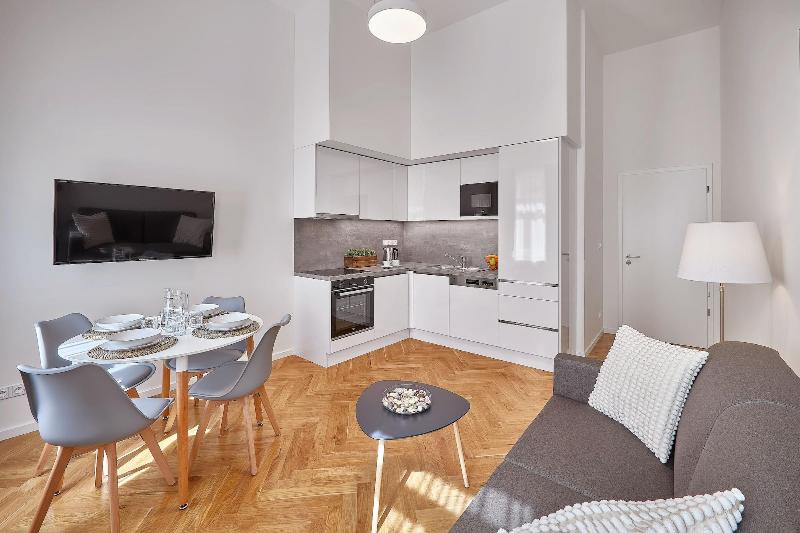 Downtown Suites Rubesova image