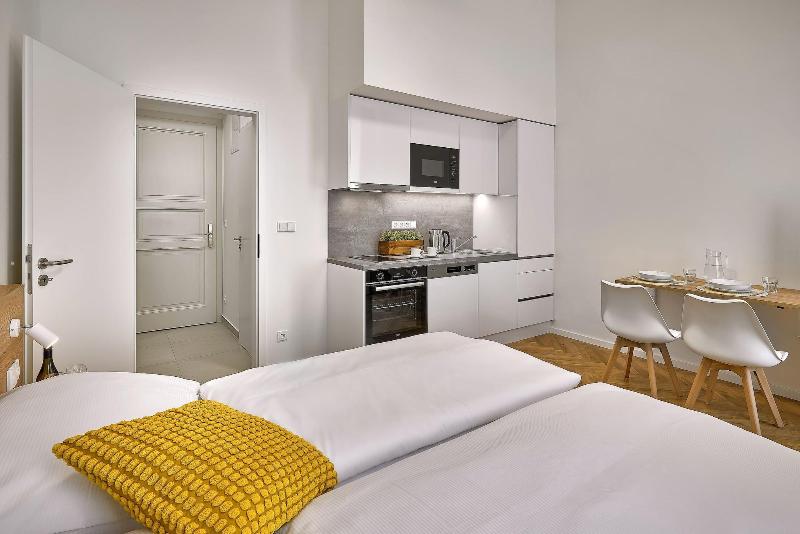 Downtown Suites Rubesova image
