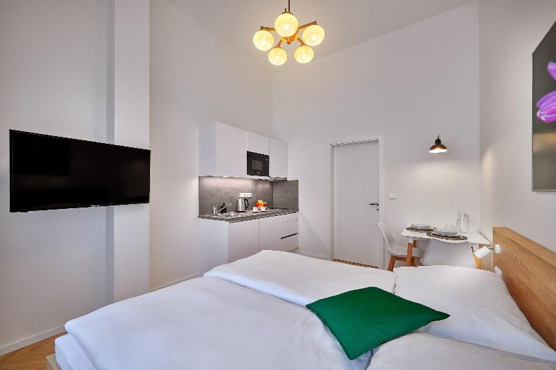 Downtown Suites Rubesova image