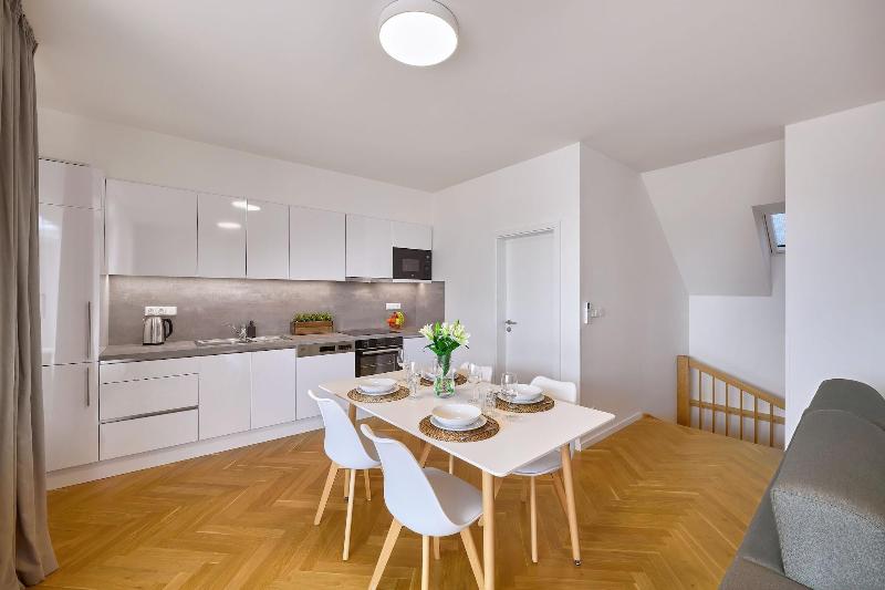 Downtown Suites Rubesova image