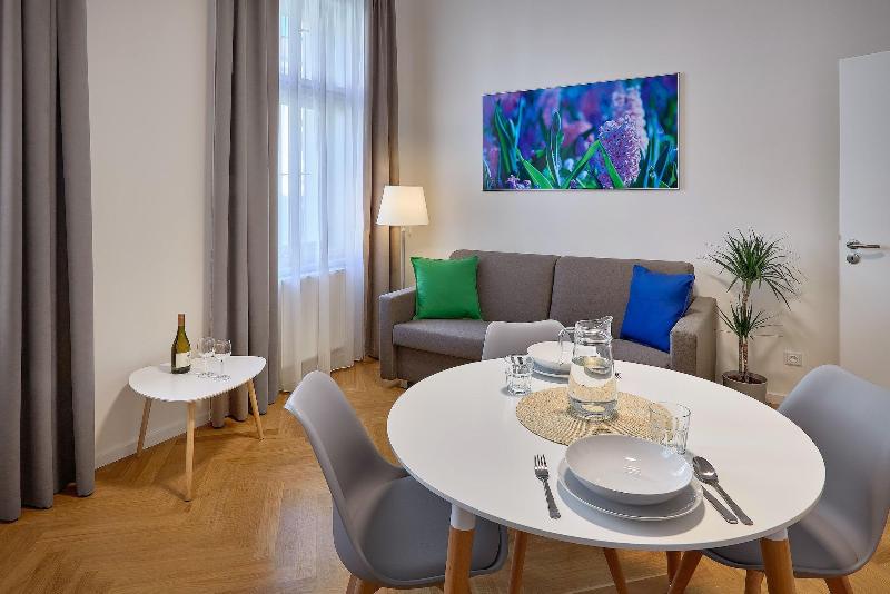 Downtown Suites Rubesova image