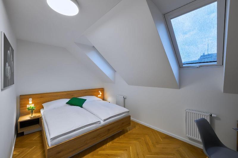 Downtown Suites Rubesova image