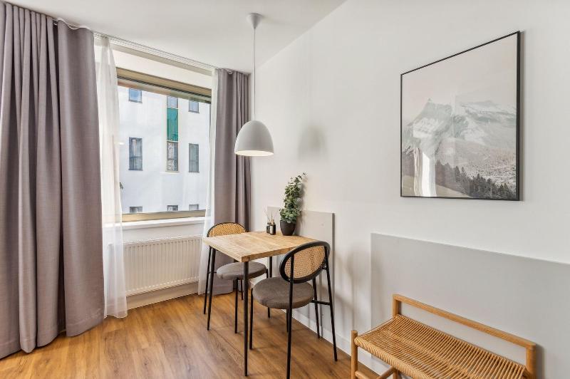 Limehome Oberhausen Paul Reusch Str image