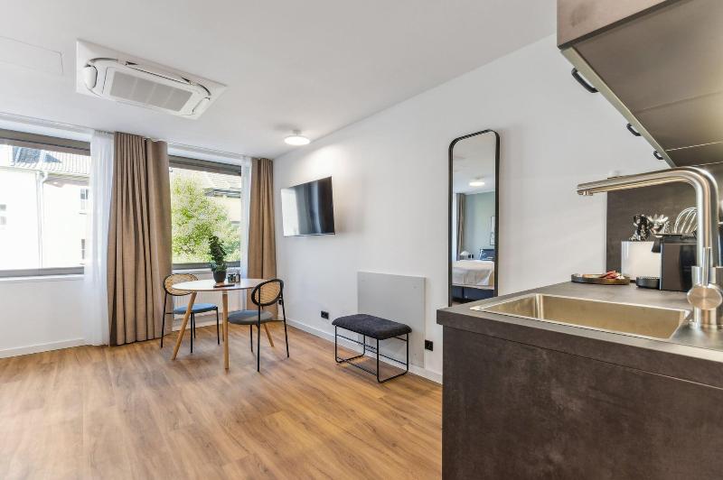 Limehome Oberhausen Paul Reusch Str image