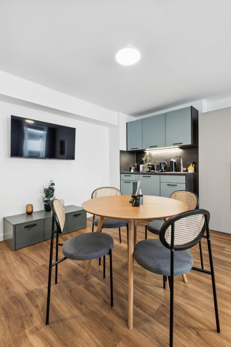 Limehome Oberhausen Paul Reusch Str image