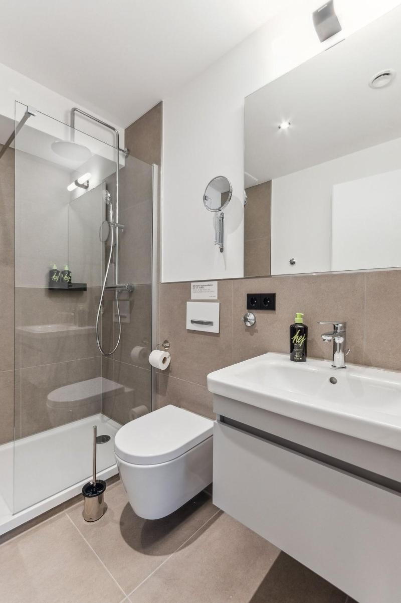 Limehome Oberhausen Paul Reusch Str image