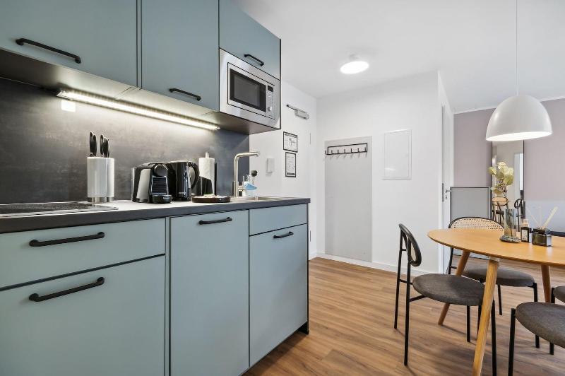 Limehome Oberhausen Paul Reusch Str image