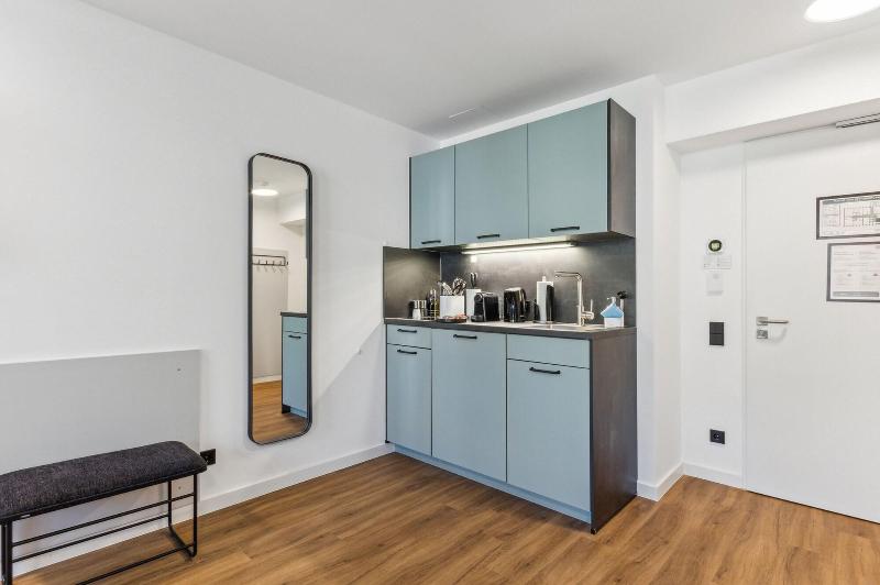 Limehome Oberhausen Paul Reusch Str image