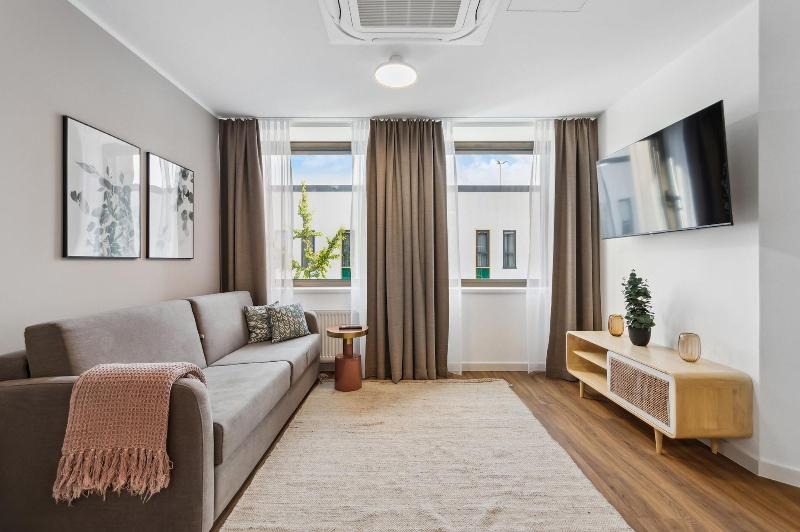Limehome Oberhausen Paul Reusch Str image