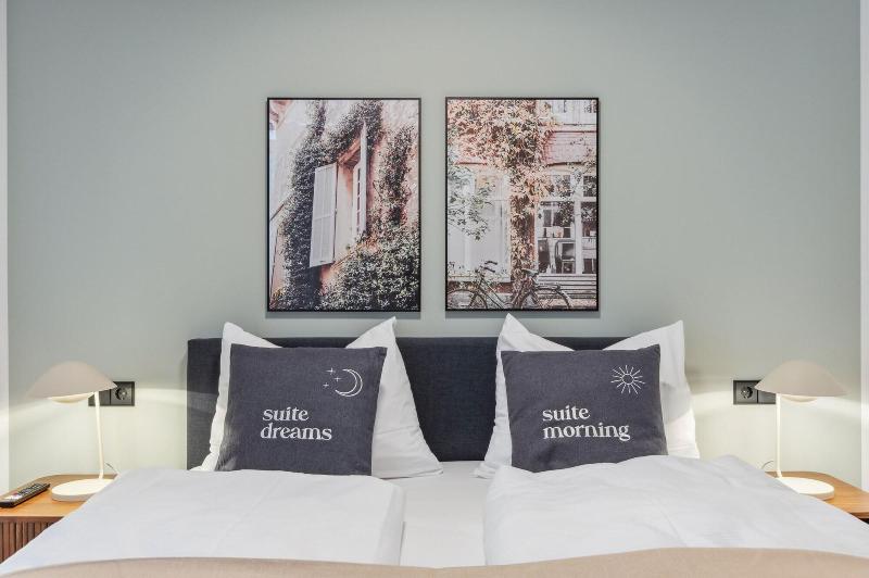 Limehome Oberhausen Paul Reusch Str image