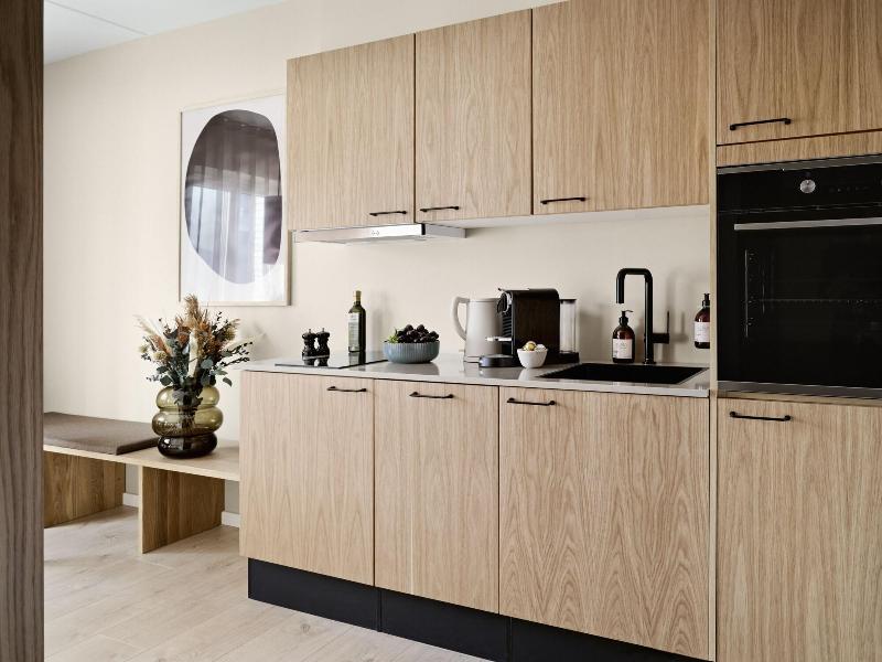 Aura Apartment Hotel image
