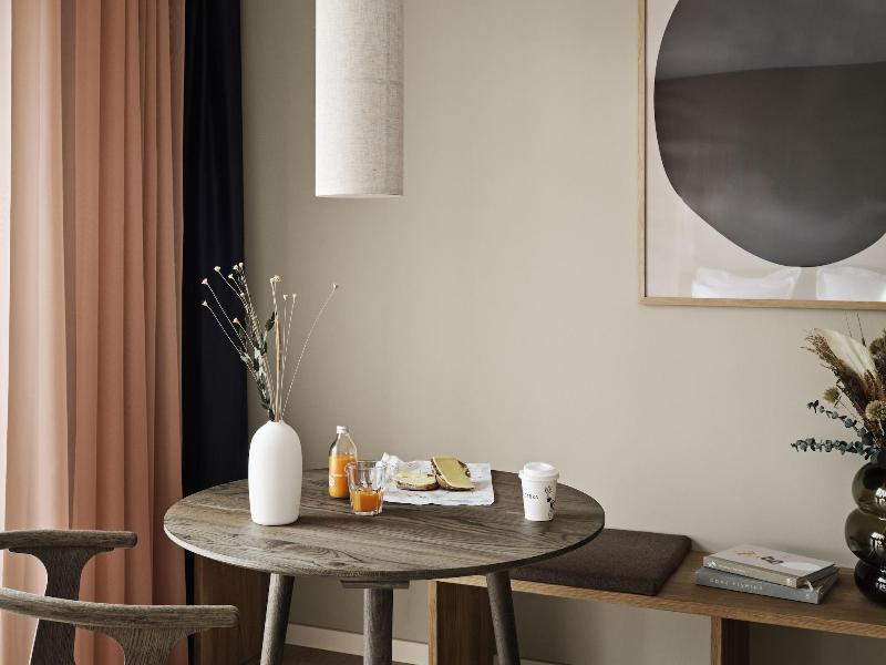 Aura Apartment Hotel image