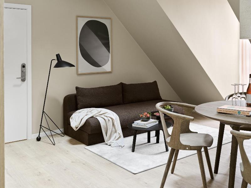 Aura Apartment Hotel image