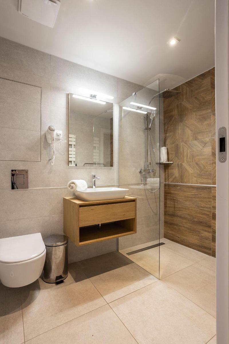 K46 Residence image