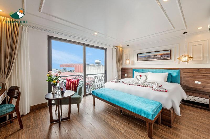 Charm Hill Sapa Hotel image