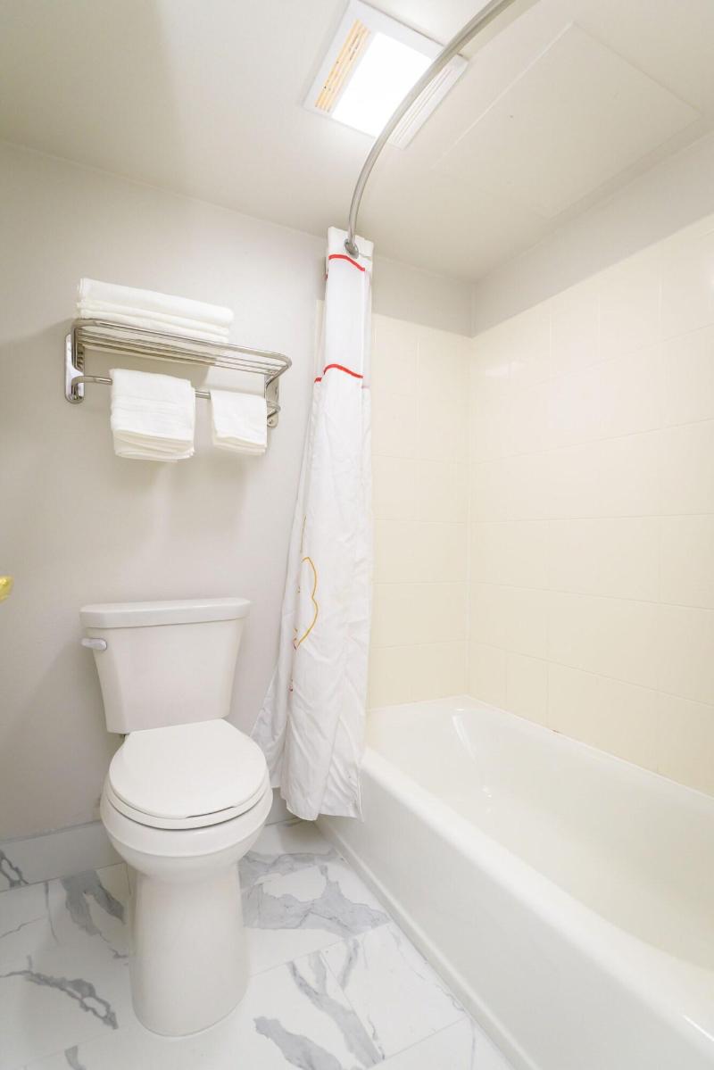Philadelphia Suites Extended Stay image