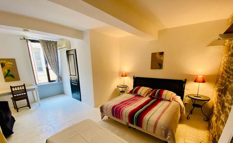 Logement Touristique Villa Euga Nie image