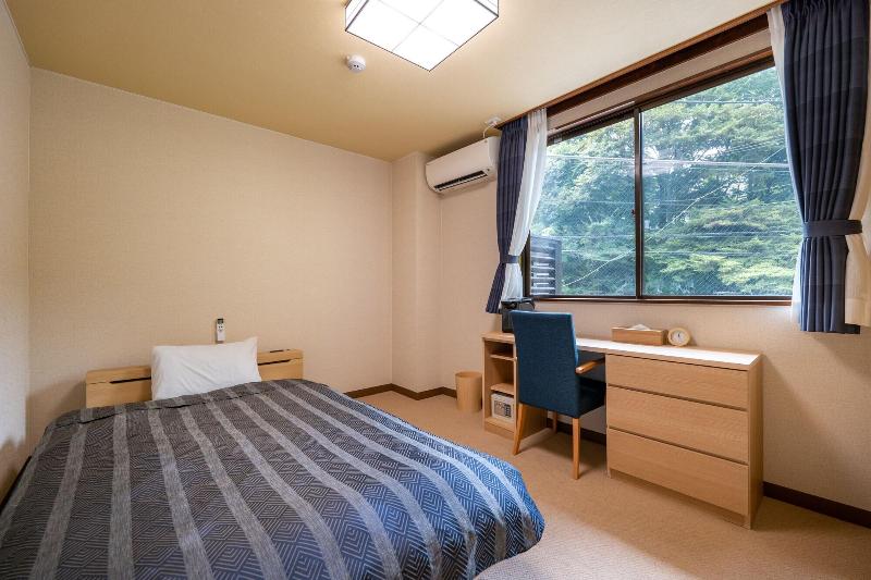 Nikko Garden Hotel - Image 4