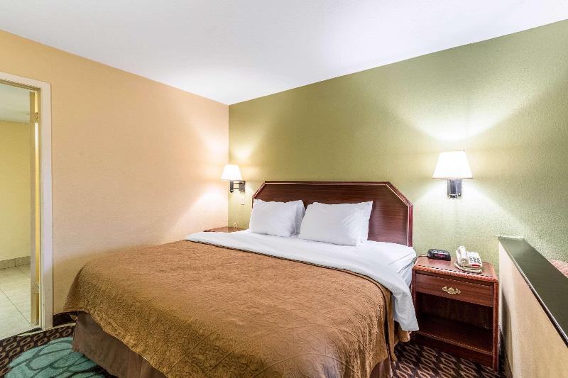Quality Inn Riverfront Center image