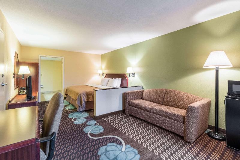 Quality Inn Riverfront Center image
