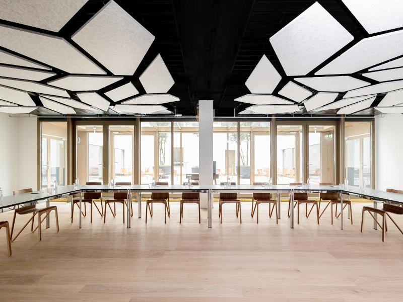 The Yarn Design Hotel Lake Zürich image