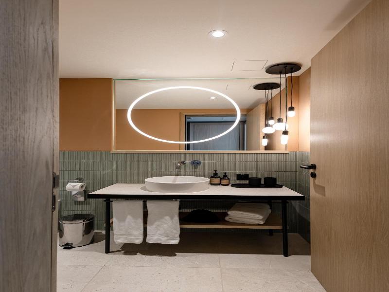 The Yarn Design Hotel Lake Zürich image