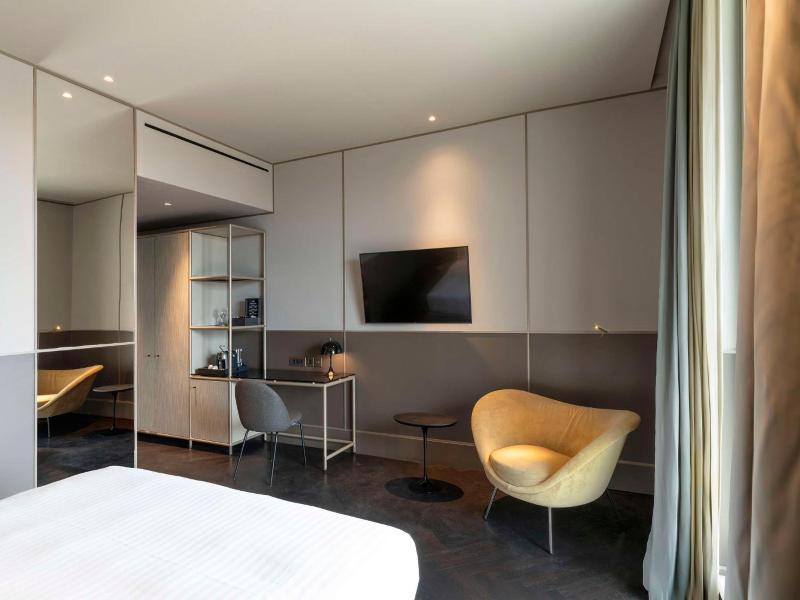 Radisson Collection Hotel Roma Antica image