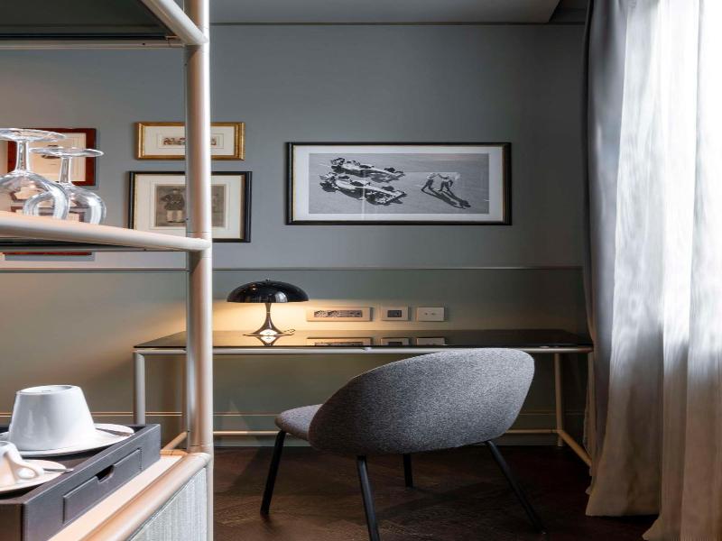 Radisson Collection Hotel Roma Antica image