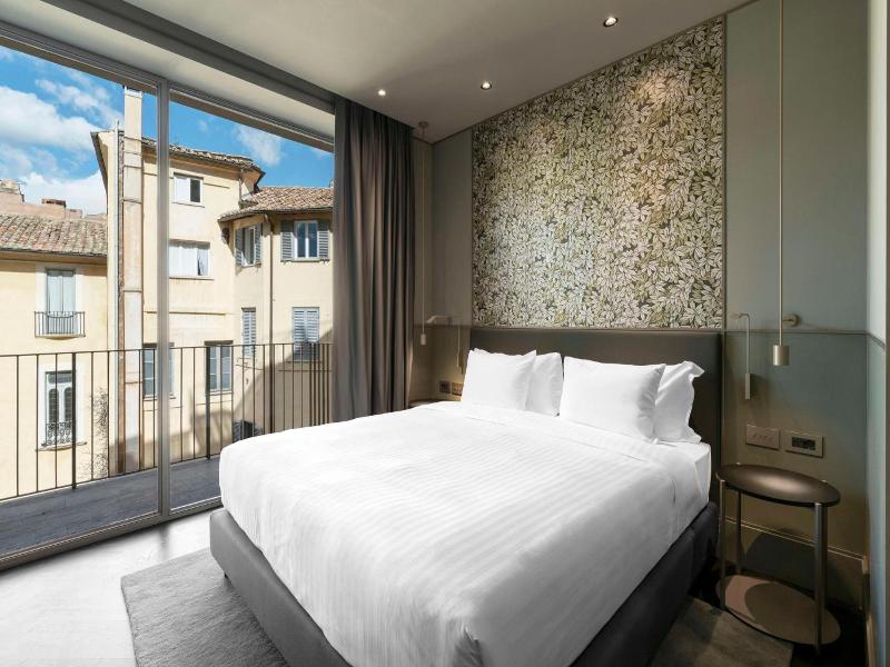Radisson Collection Hotel Roma Antica image