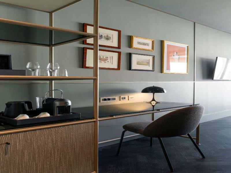 Radisson Collection Hotel Roma Antica image