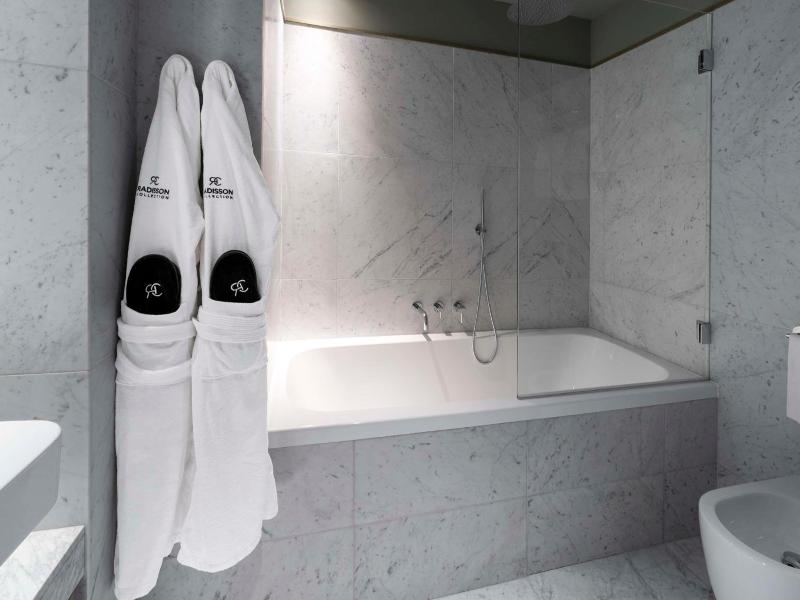 Radisson Collection Hotel Roma Antica image