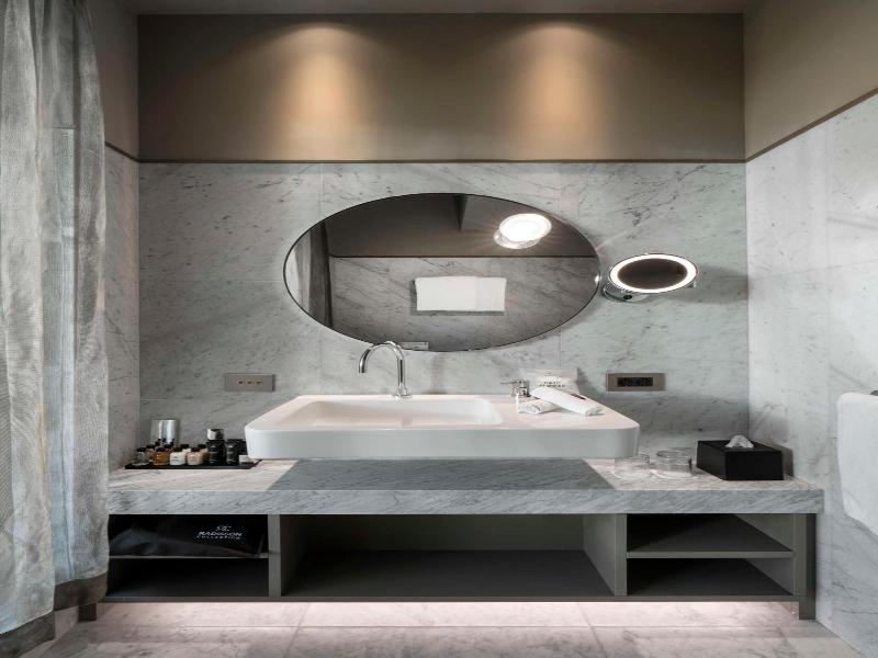 Radisson Collection Hotel Roma Antica image