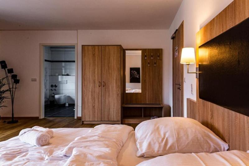 Motel Zur Dachsbaude image