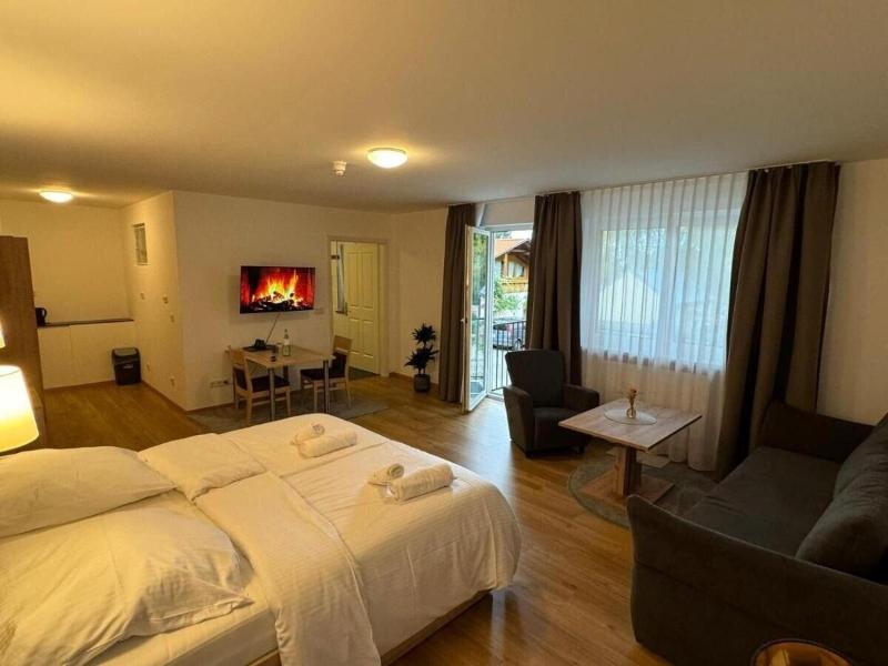 Motel Zur Dachsbaude image