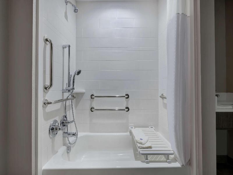 Motel 6 Dallas, TX-Methodist Charlton Medical Ctr. image