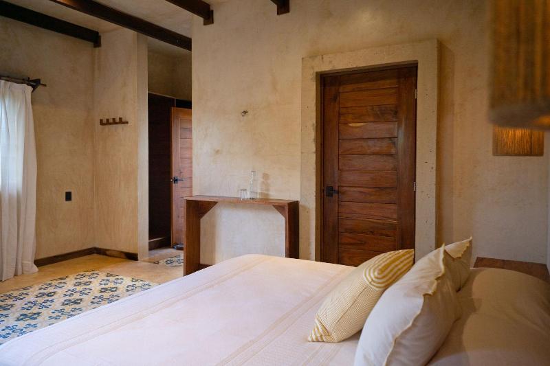Mero Mero Hotel image