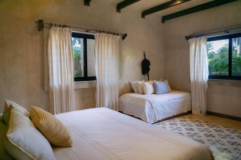 Mero Mero Hotel image