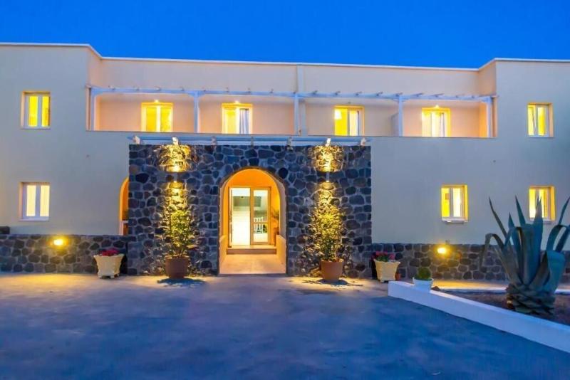 Gin Wellness Hotel