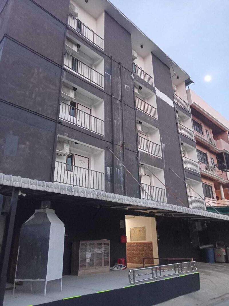 Palace Hostel image