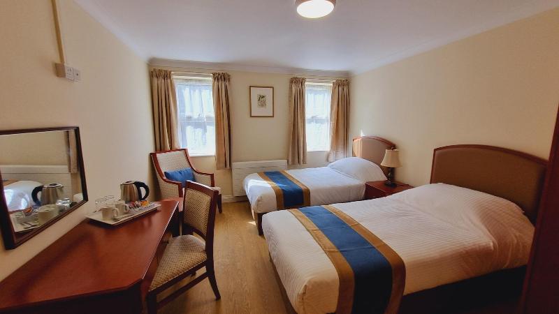 Royal Swan Ashley Manor image