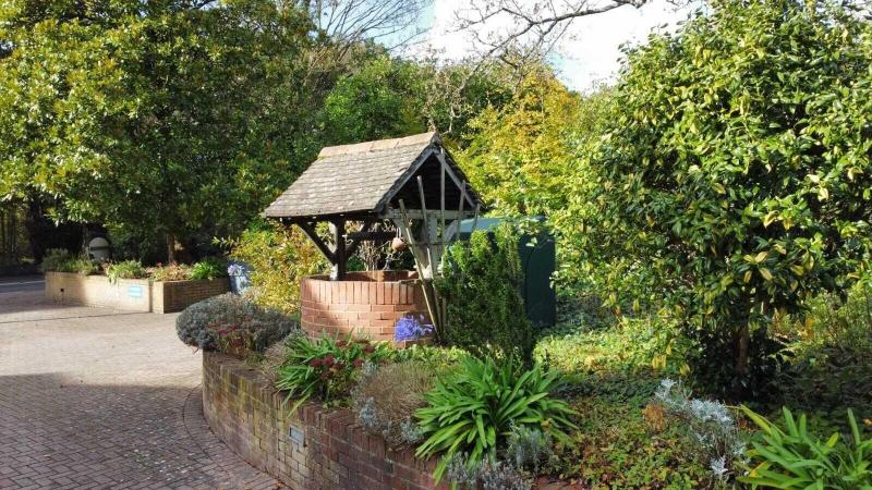 Royal Swan Ashley Manor image