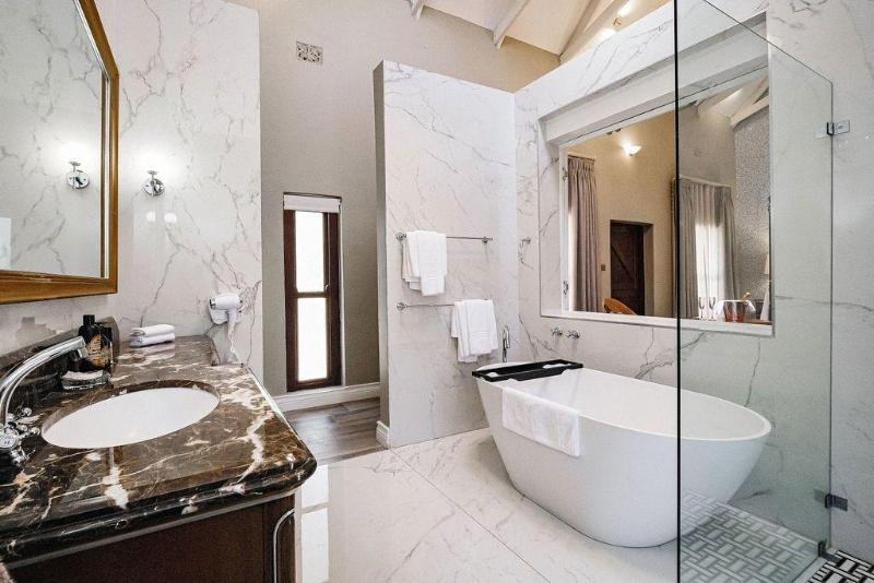 The Peech Boutique Hotel image
