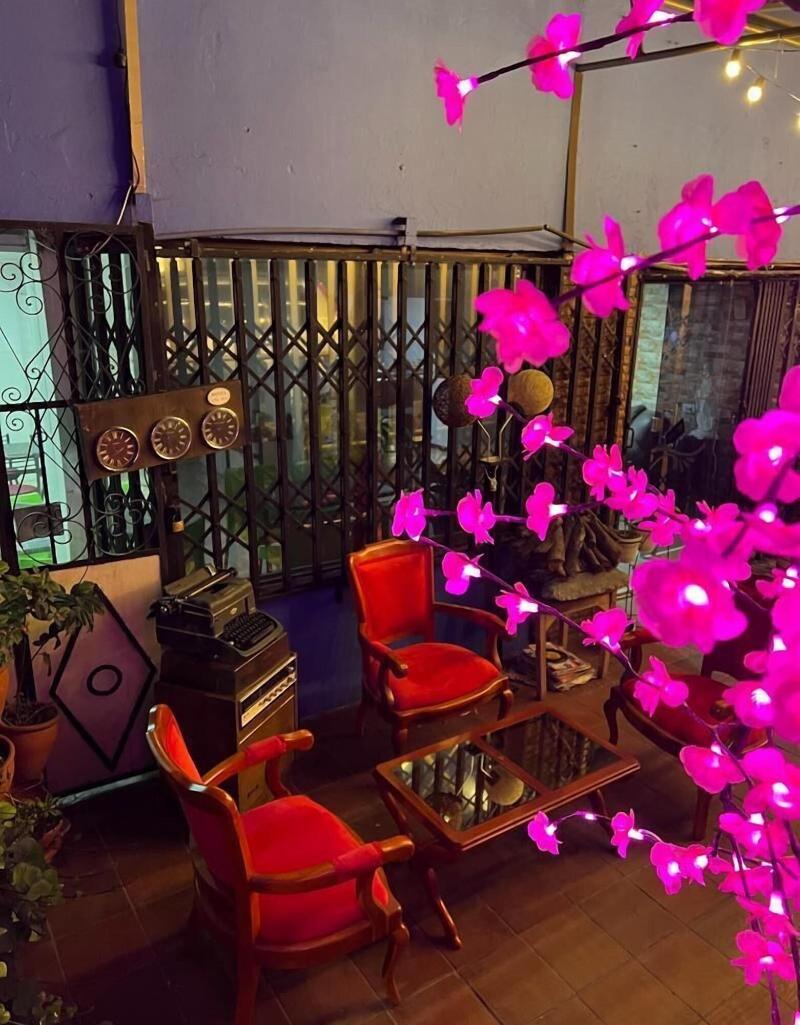 Hotel Calantha image