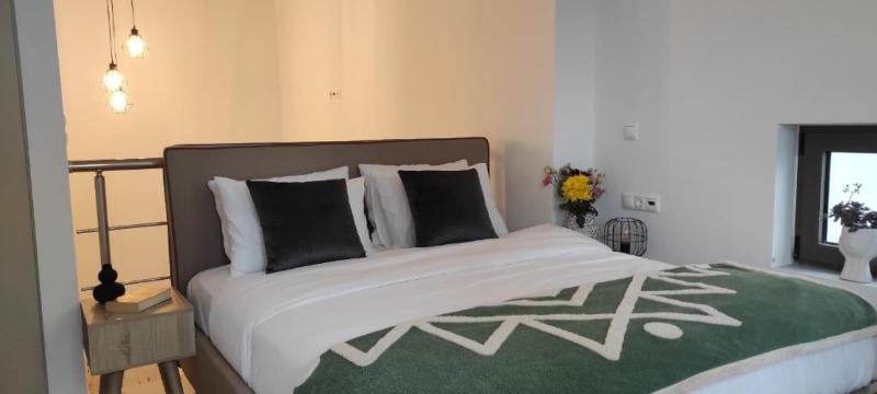 Ezith Luxury Apartments image