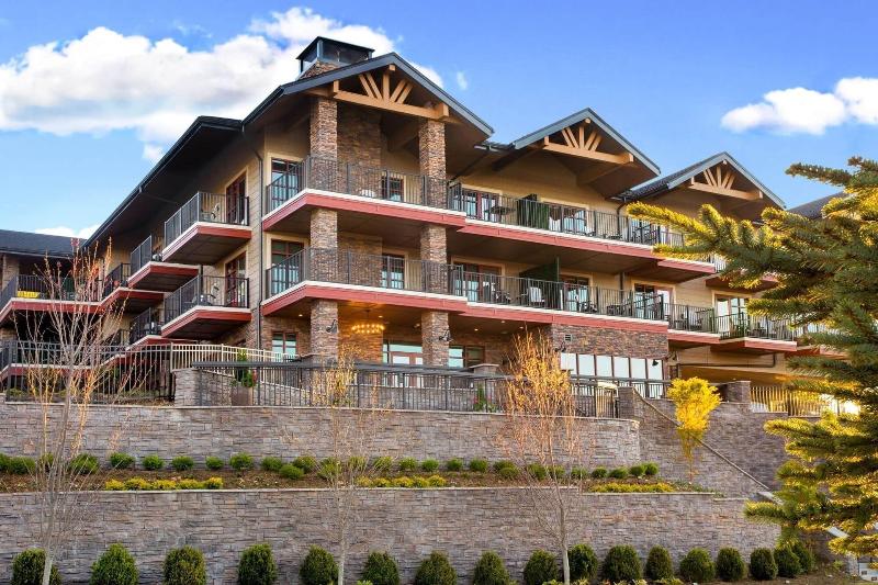 The Embers Hotel image