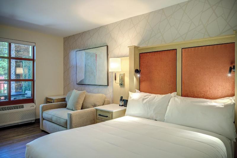The Embers Hotel image